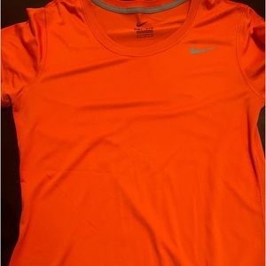 Women’s Nike drifit orange tee